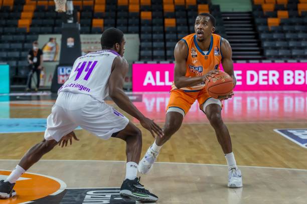 外离场雪上 外离场雪上