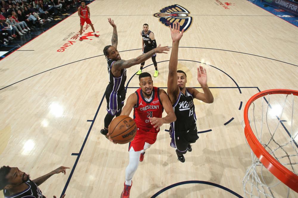 反击策略依 反击策略依