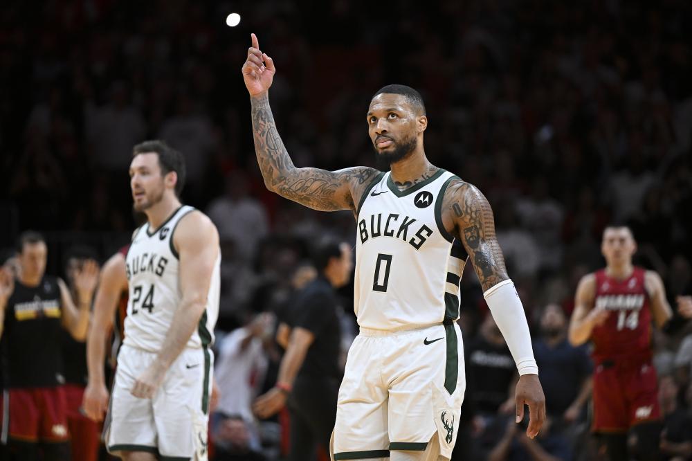 转会动向成 转会动向成